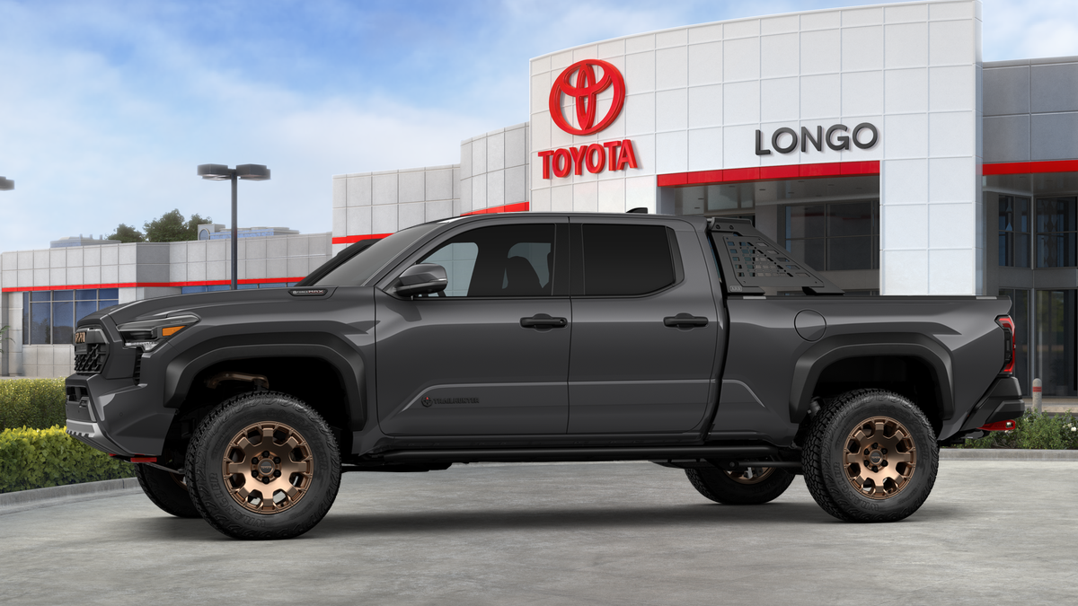 2026 Toyota Tacoma i-FORCE MAX Tacoma Trailhunter