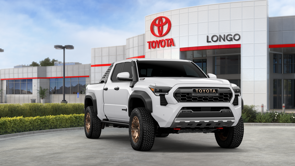 2026 Toyota Tacoma i-FORCE MAX Tacoma Trailhunter