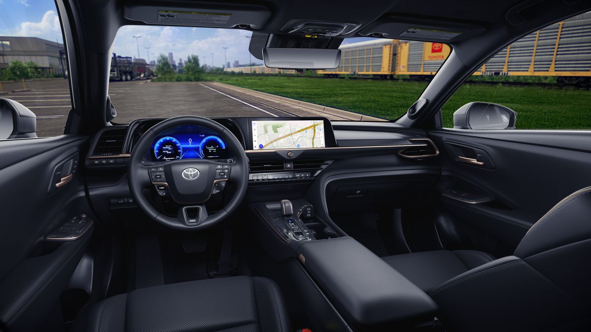 2026 Toyota Toyota Crown Signia Limited