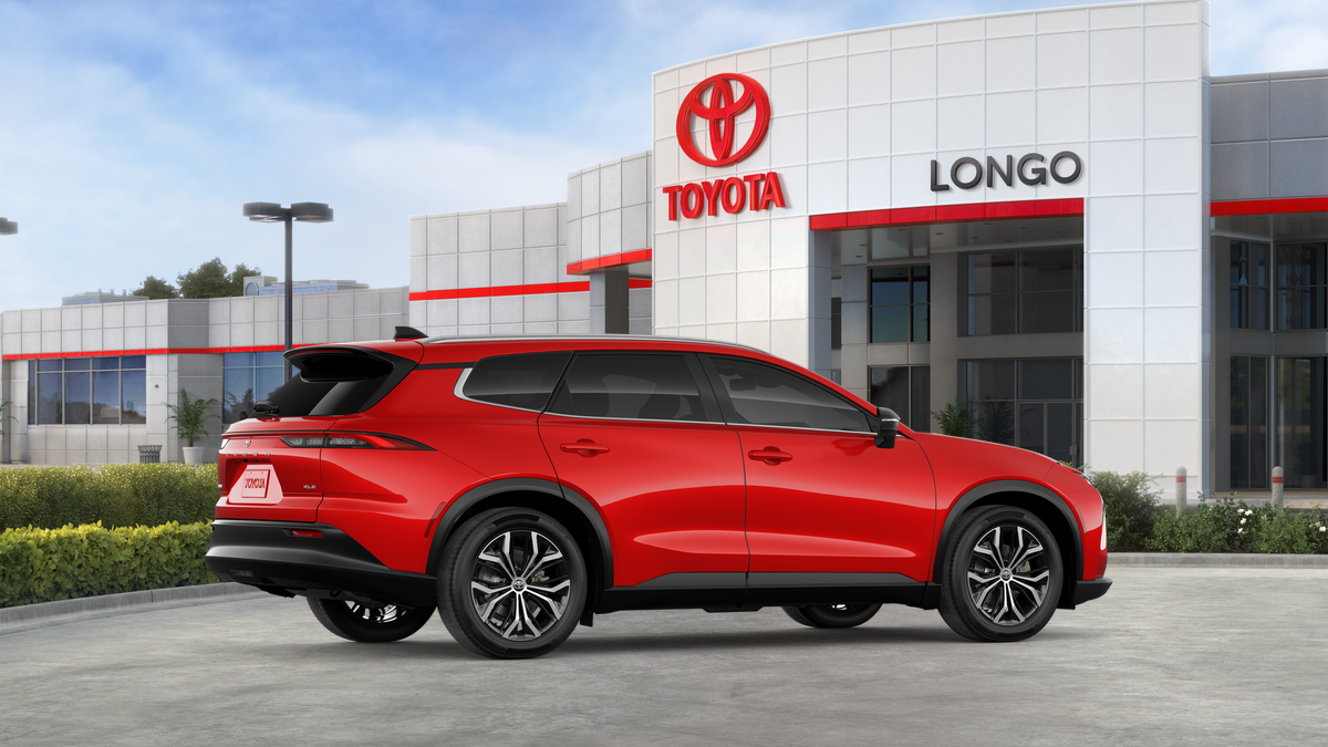 2026 Toyota Toyota Crown Signia XLE