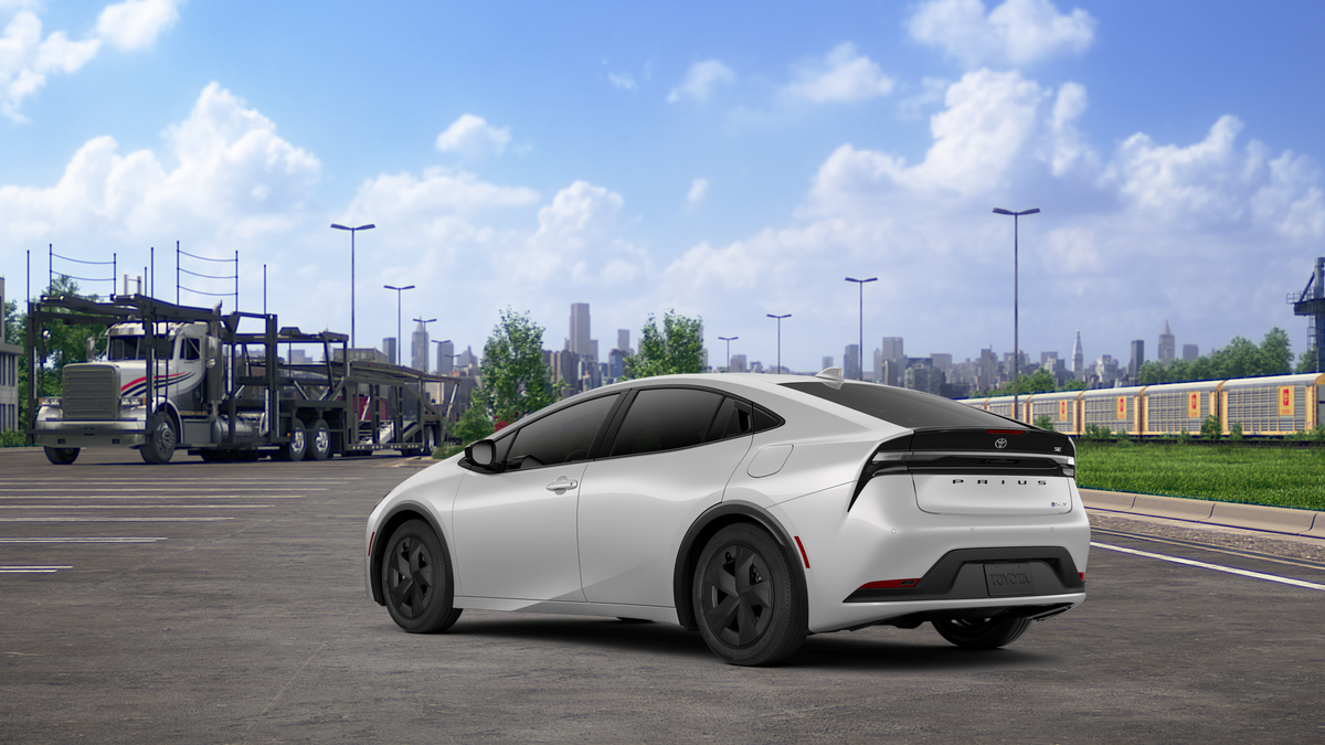 2026 Toyota Prius Plug-in Hybrid SE