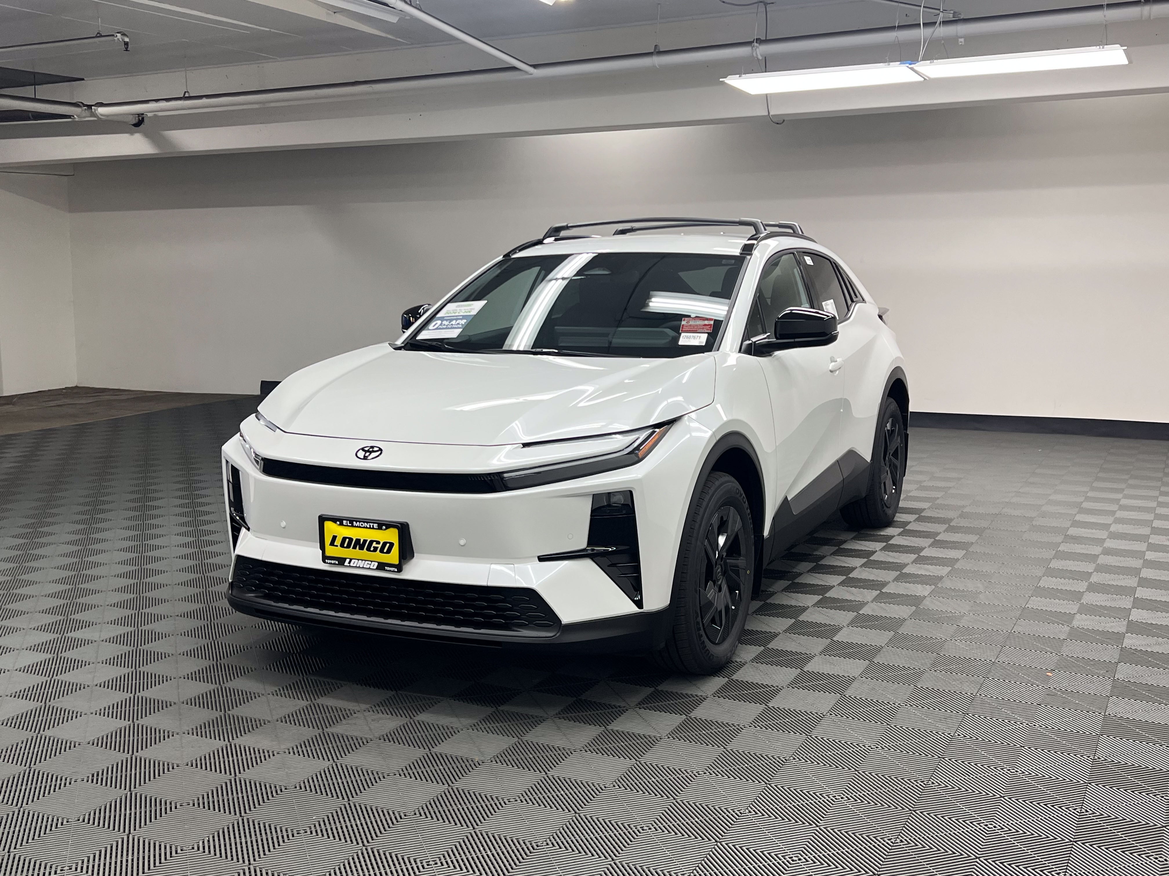 2026 Toyota C-HR SE