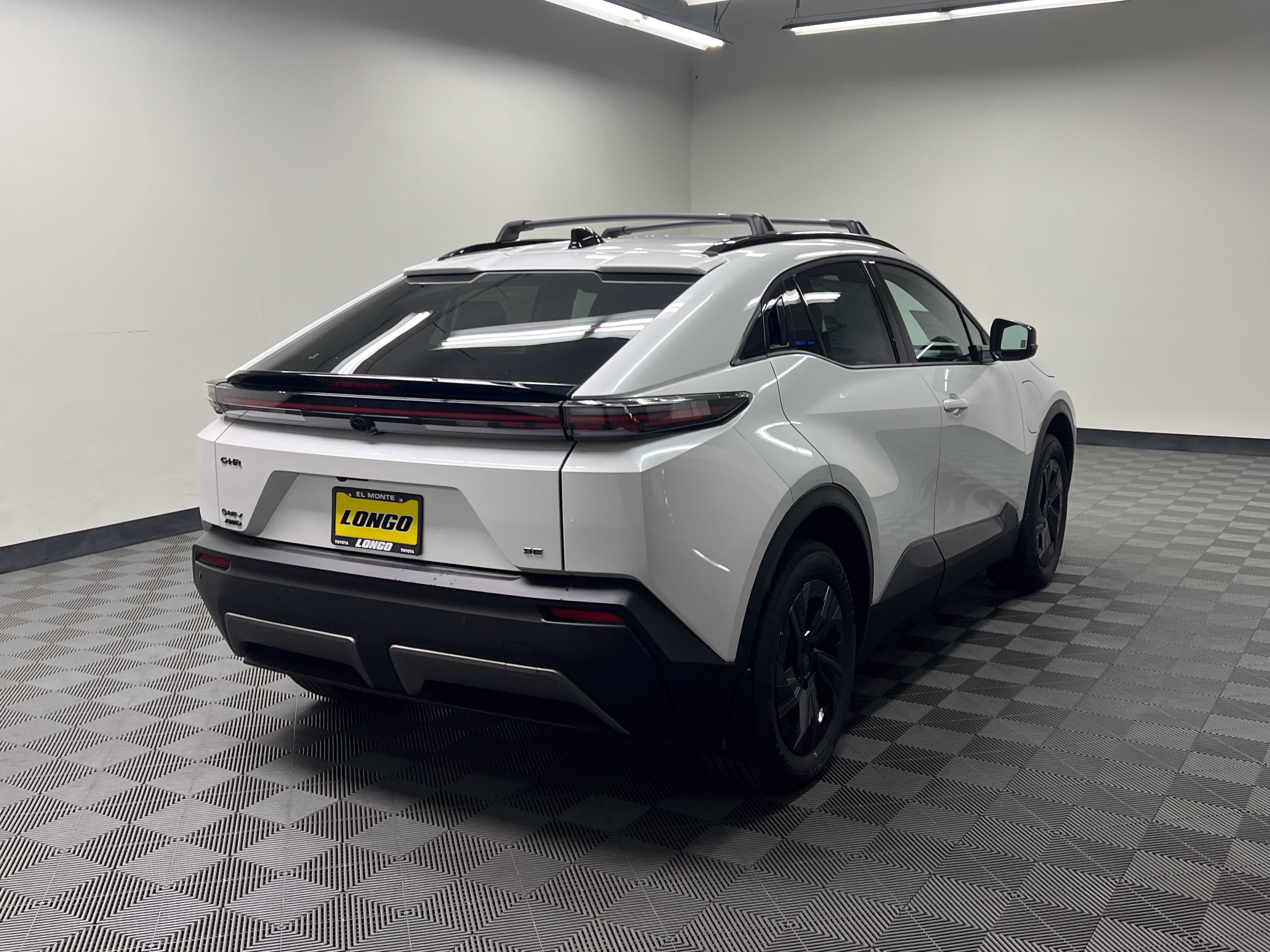 2026 Toyota C-HR SE
