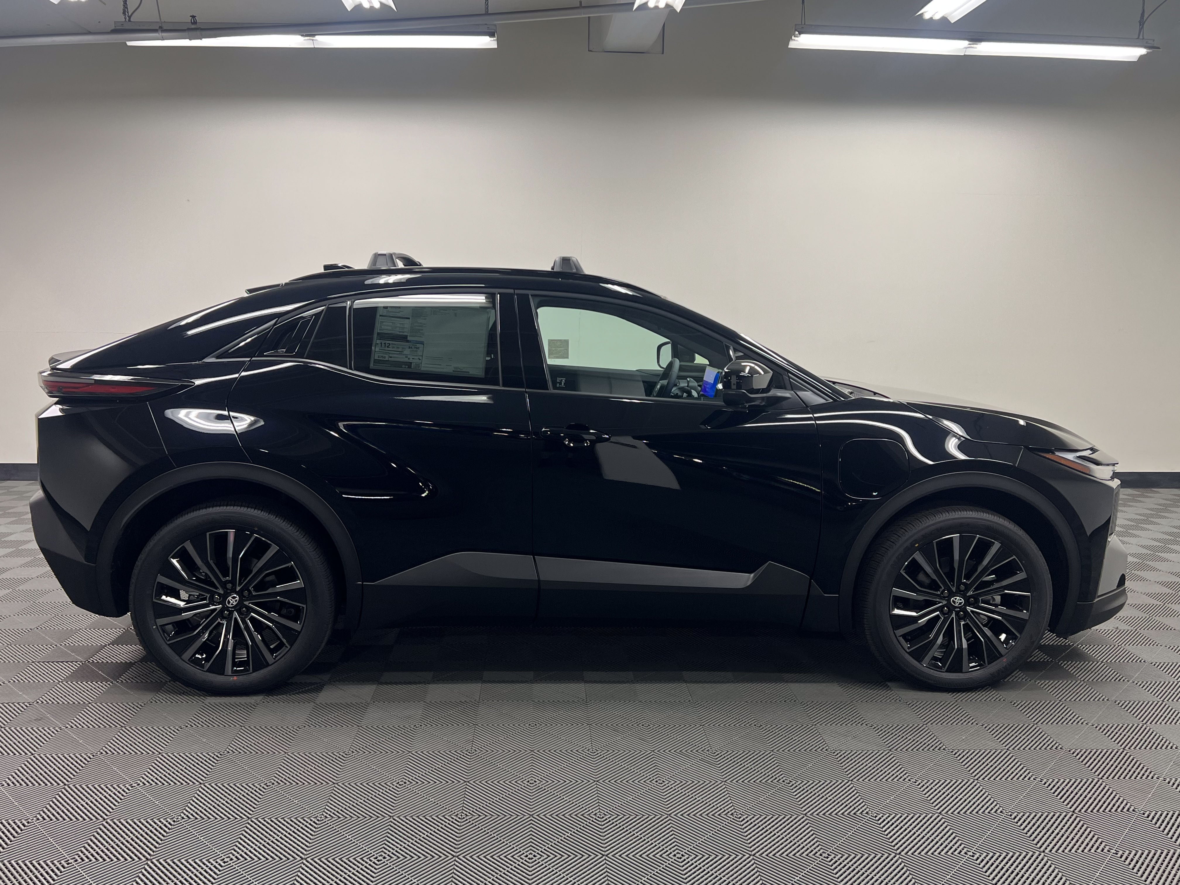 2026 Toyota C-HR XSE