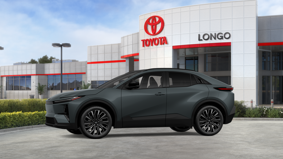 2026 Toyota C-HR XSE