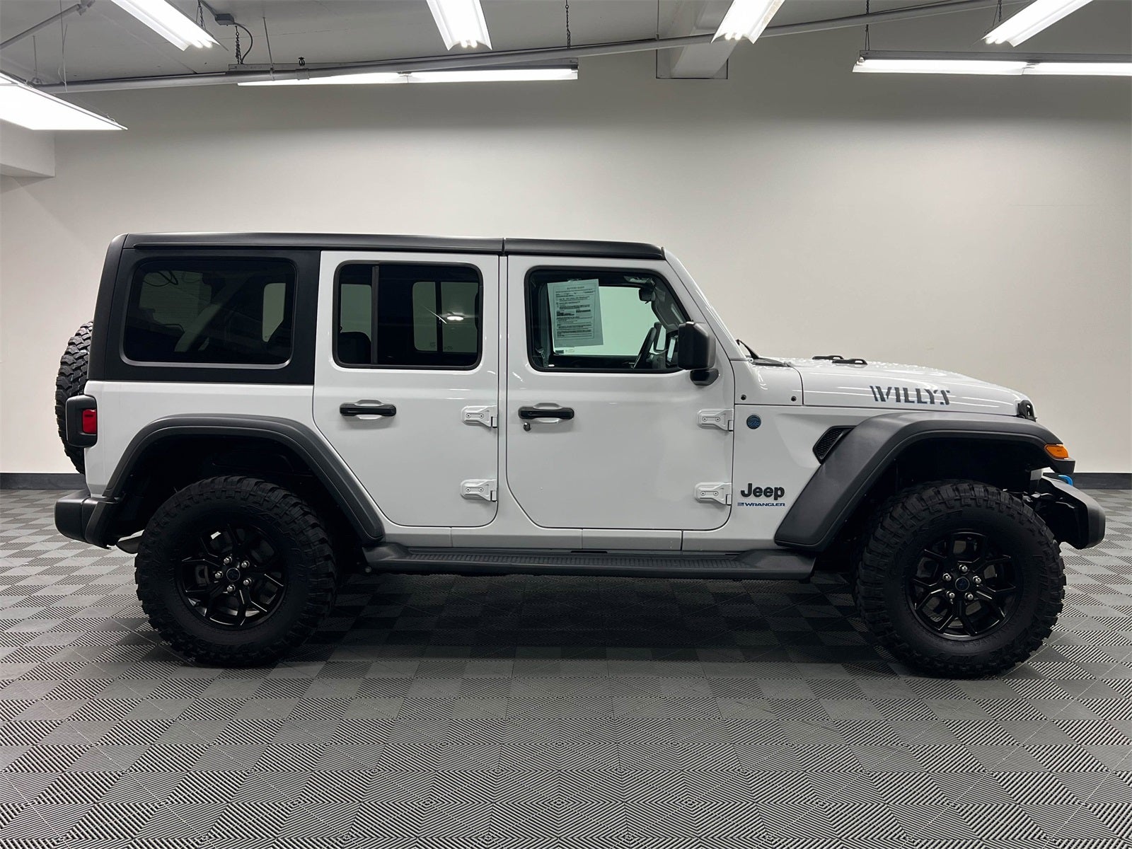 2024 Jeep Wrangler Willys 4xe