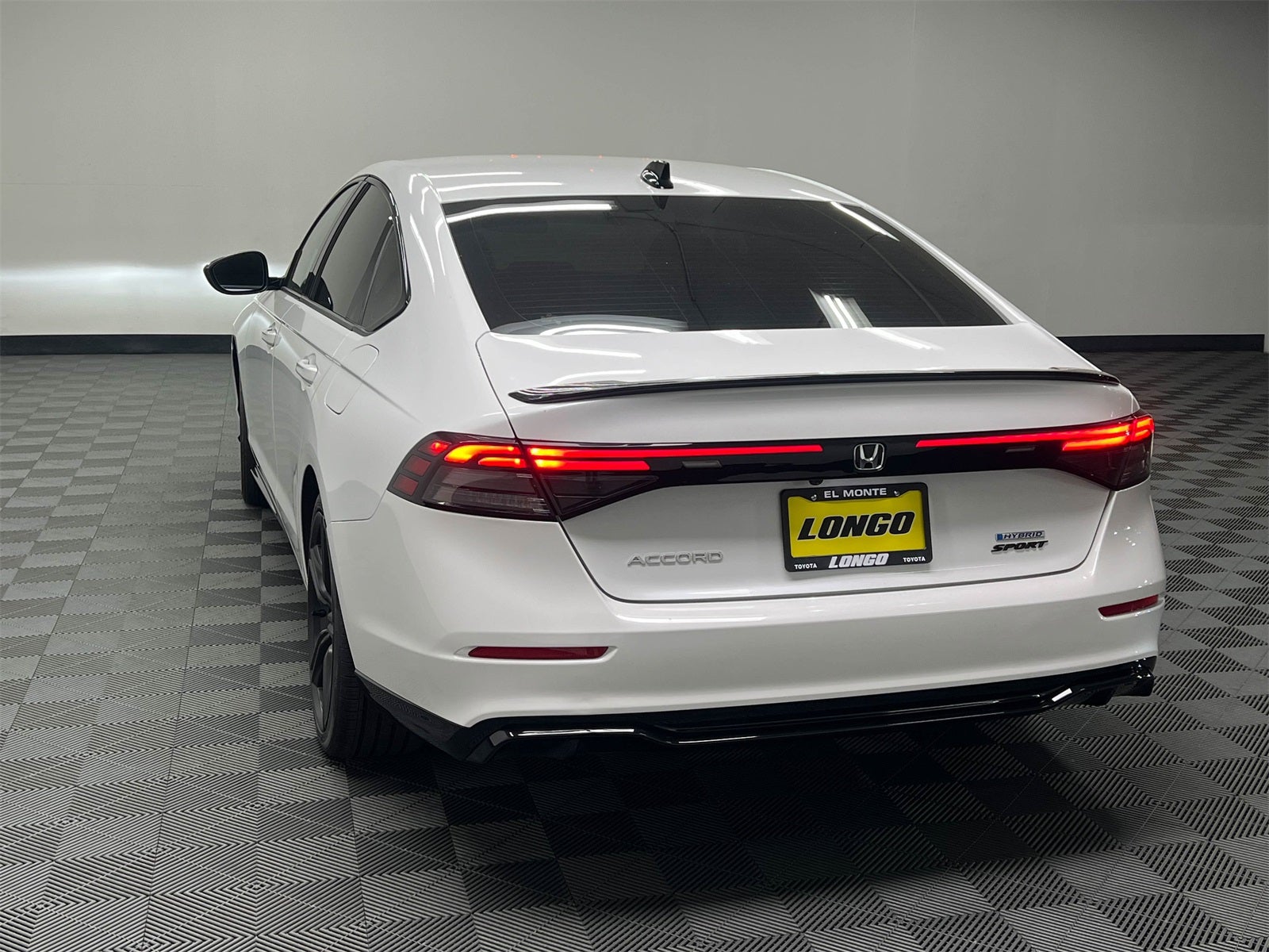 2023 Honda Accord Hybrid Sport-L