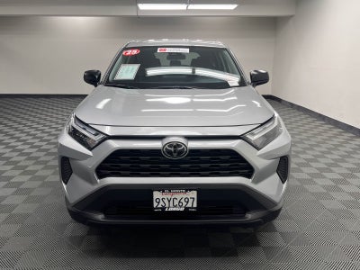 2025 Toyota RAV4 LE