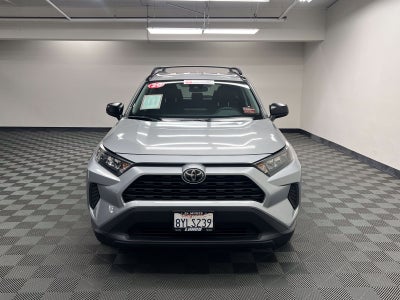 2020 Toyota RAV4 LE