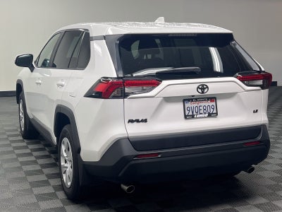 2025 Toyota RAV4 LE