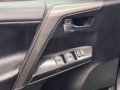 2018 Toyota RAV4 SE