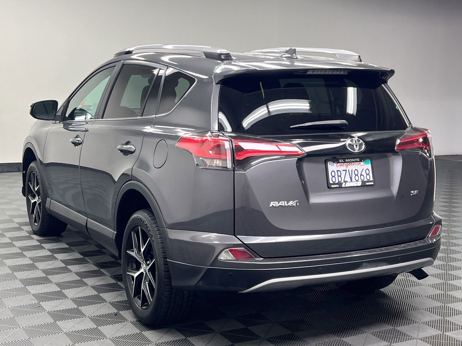 2018 Toyota RAV4 SE