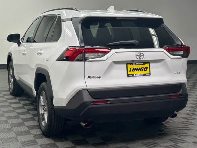 2025 Toyota RAV4 XLE