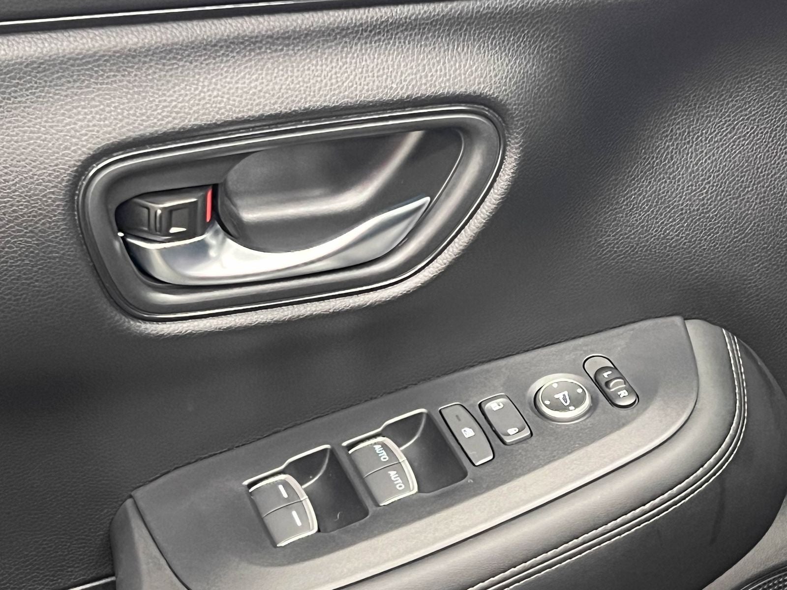 2025 Honda HR-V EX-L