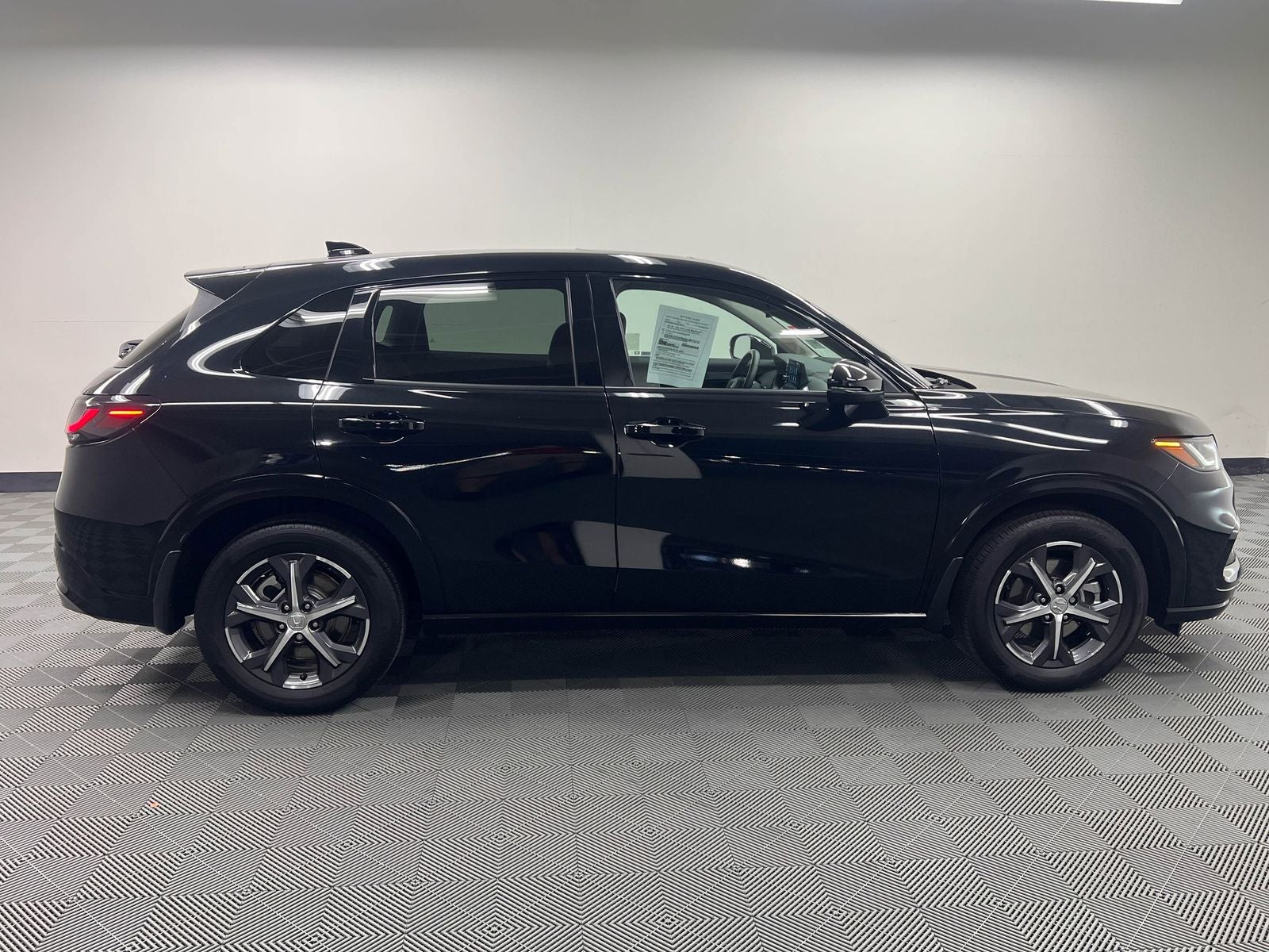 2025 Honda HR-V EX-L