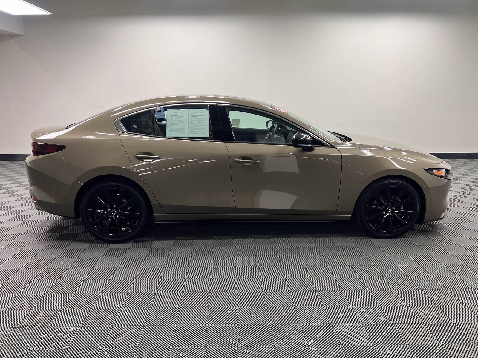 2024 Mazda Mazda3 2.5 Carbon Turbo