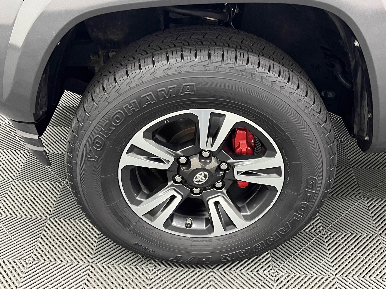 2016 Toyota Tacoma TRD Sport RWD