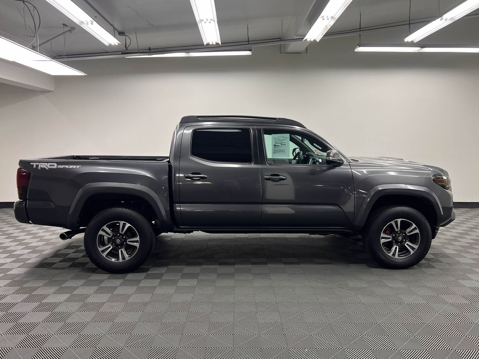 2016 Toyota Tacoma TRD Sport RWD