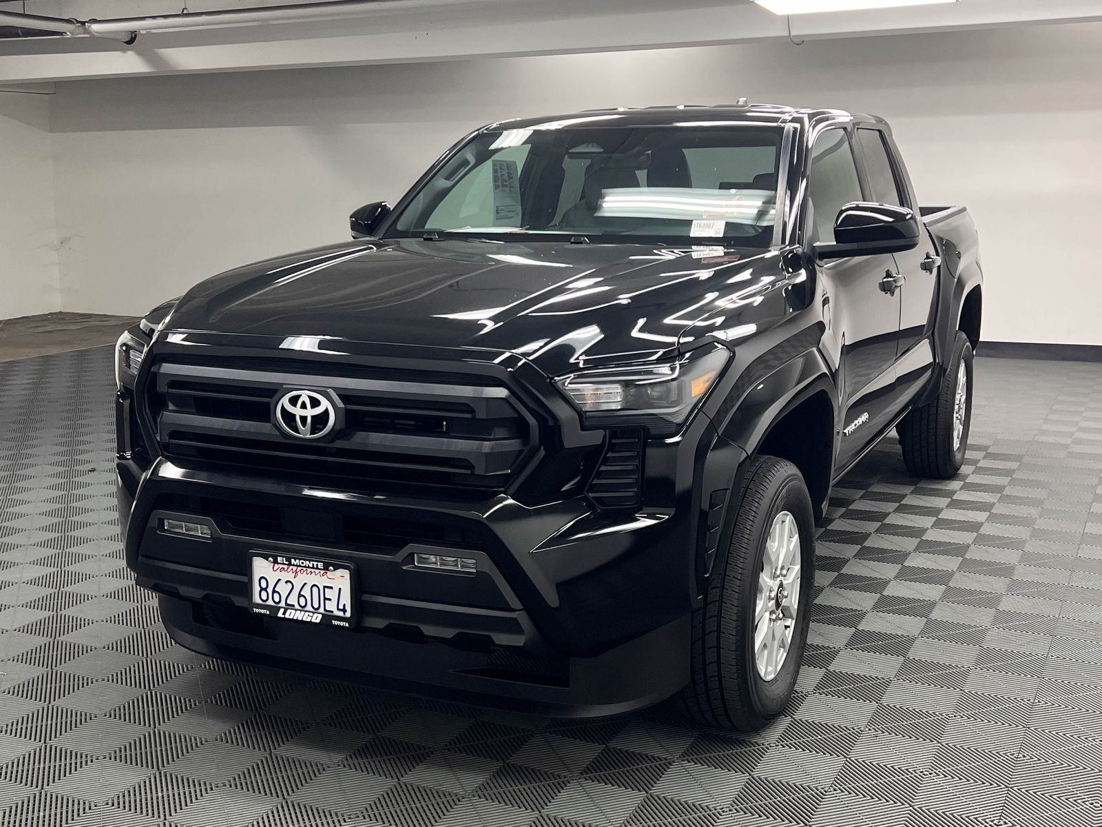 2025 Toyota Tacoma SR5 RWD