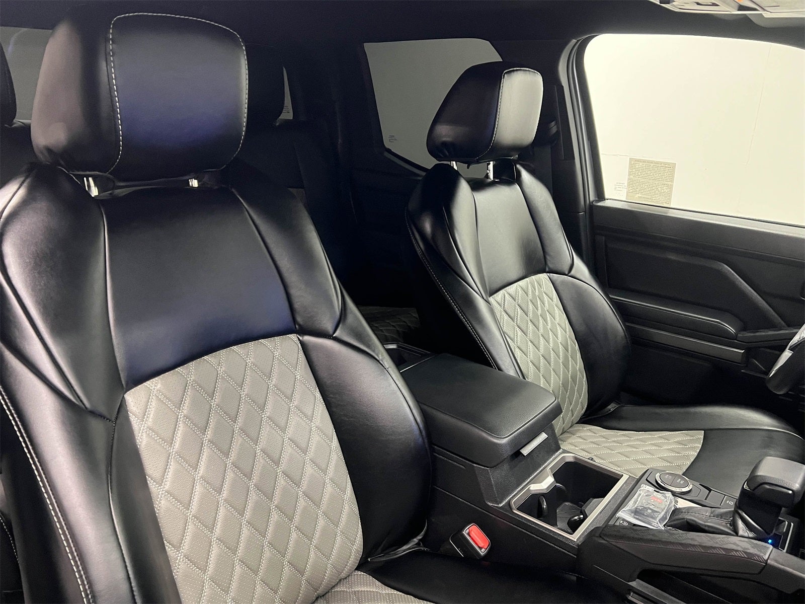 2024 Toyota Tacoma SR5 RWD