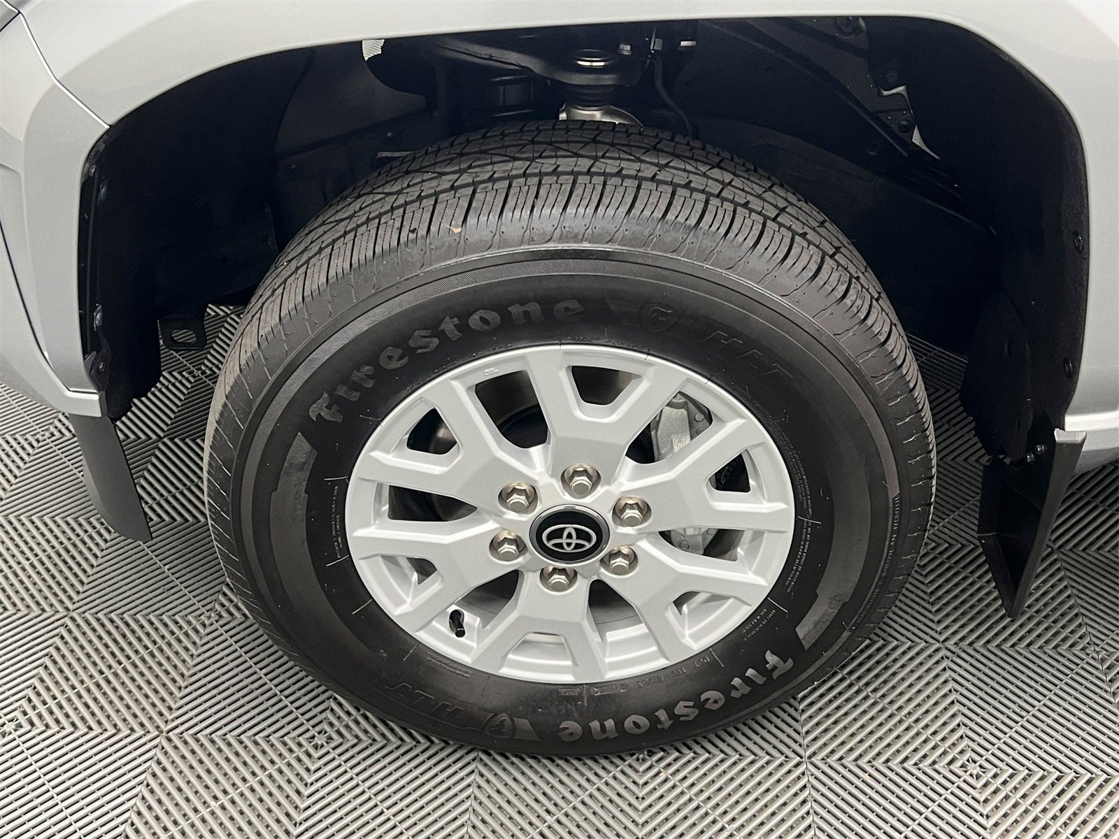 2024 Toyota Tacoma SR5 RWD