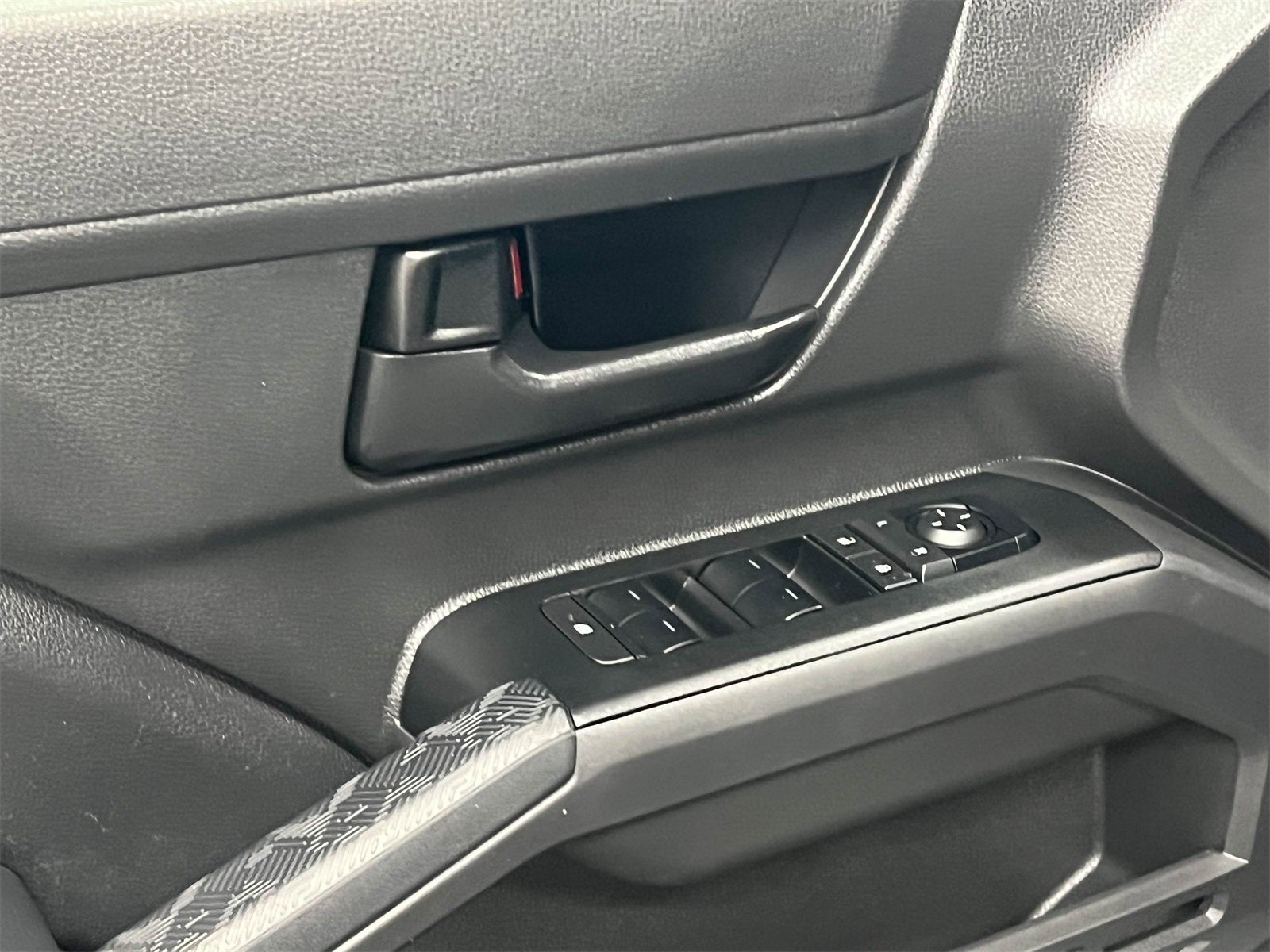 2024 Toyota Tacoma SR5 RWD