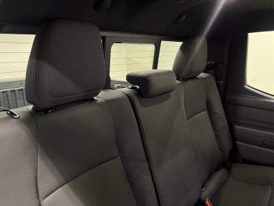 2024 Toyota Tacoma SR5 4WD