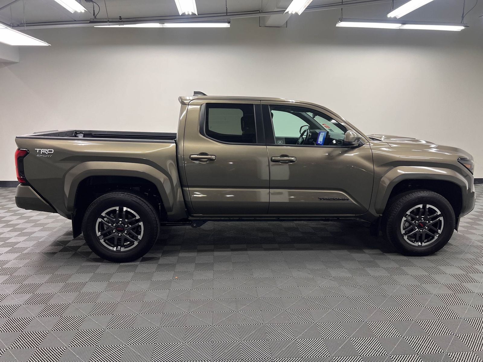 2024 Toyota Tacoma TRD Sport 4WD
