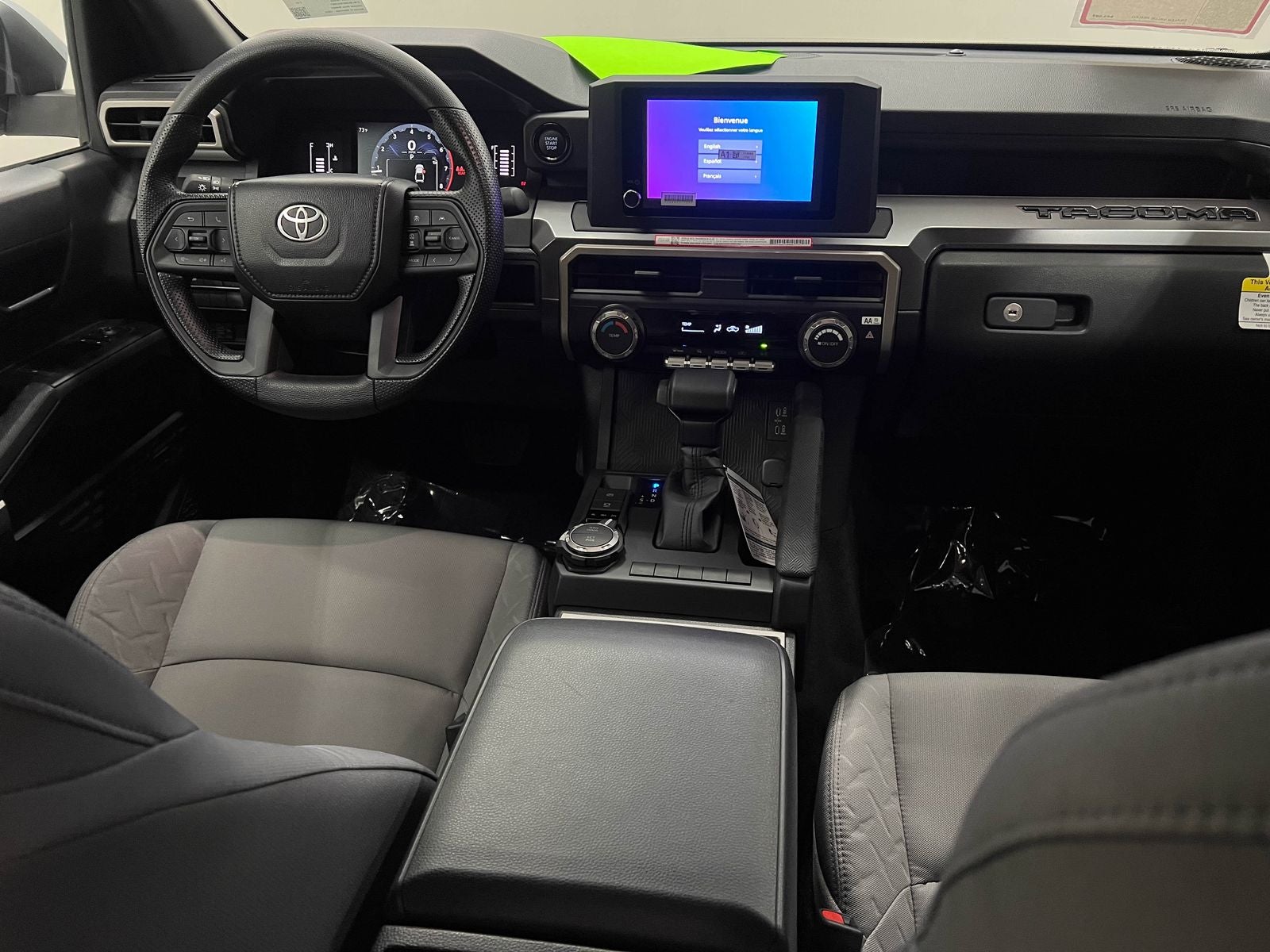 2026 Toyota Tacoma SR5 - Photo 12