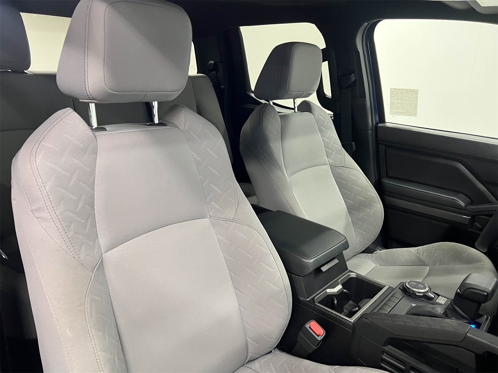 2024 Toyota Tacoma SR5 4WD