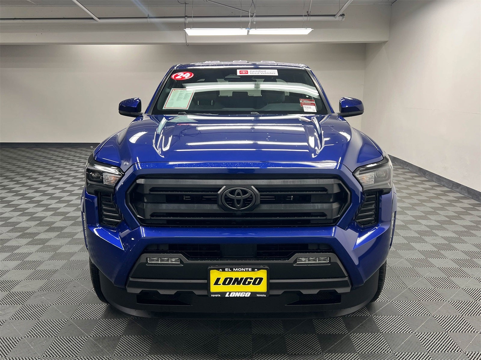 2024 Toyota Tacoma SR5 4WD