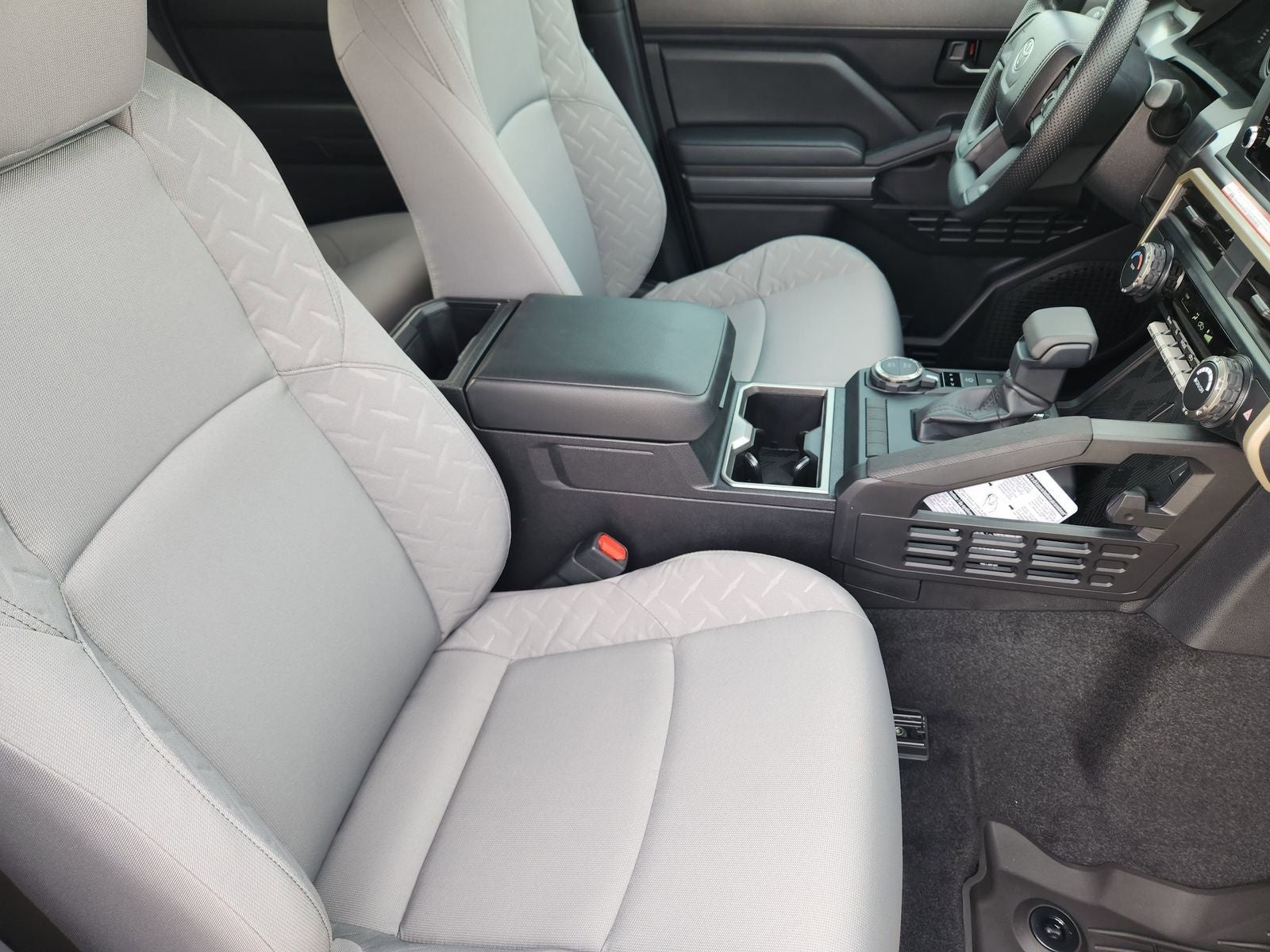 2026 Toyota Tacoma SR5 4WD