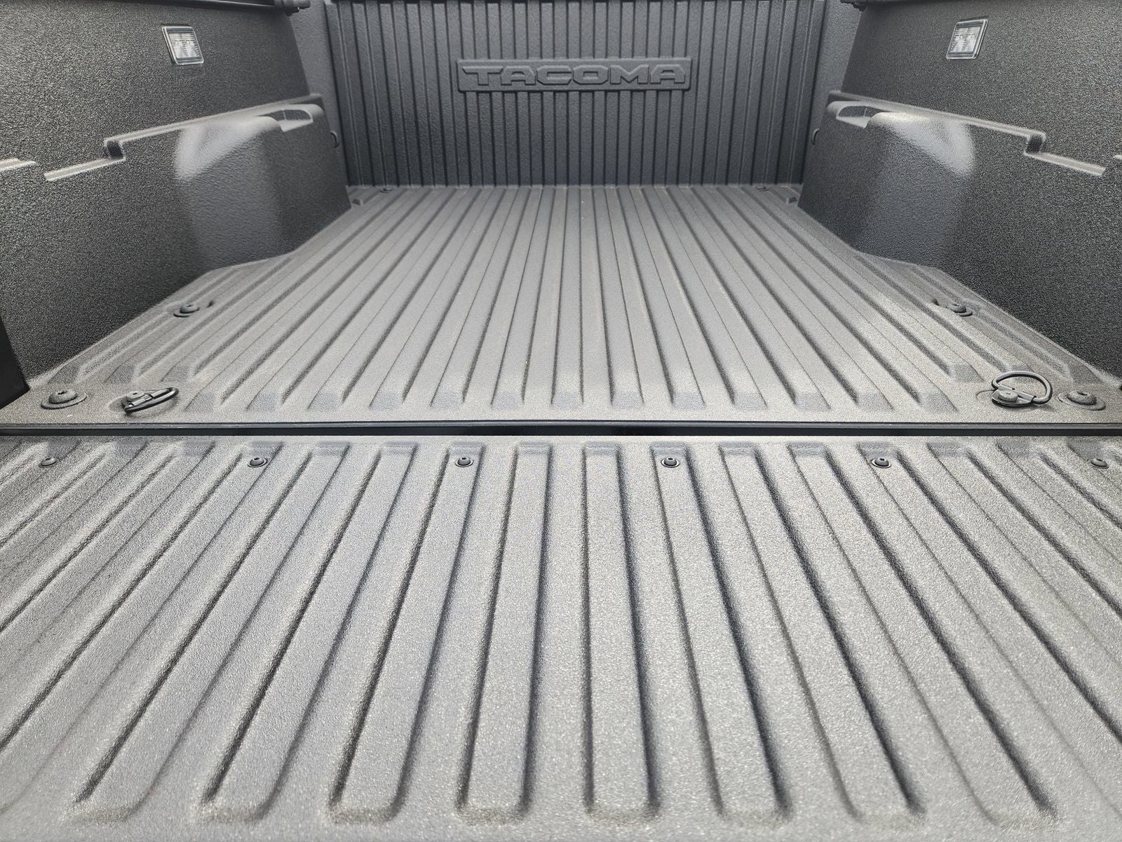 2026 Toyota Tacoma SR5 4WD