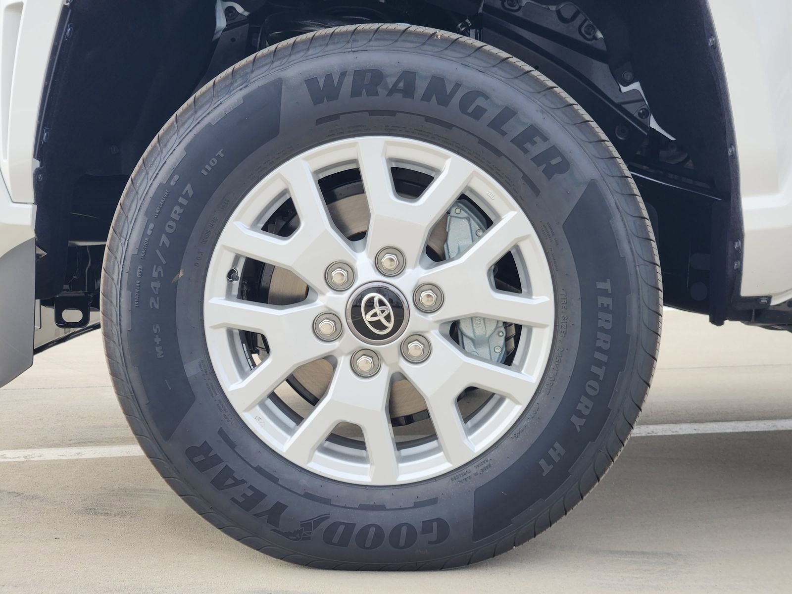 2026 Toyota Tacoma SR5 4WD