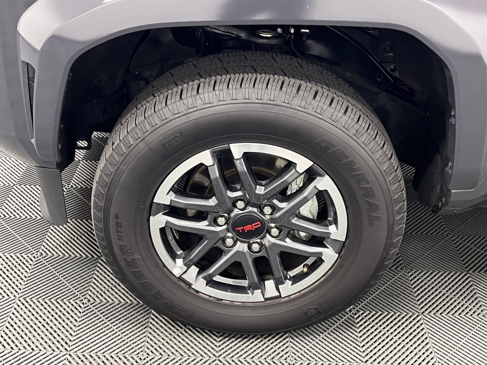 2025 Toyota Tacoma TRD Sport 4WD