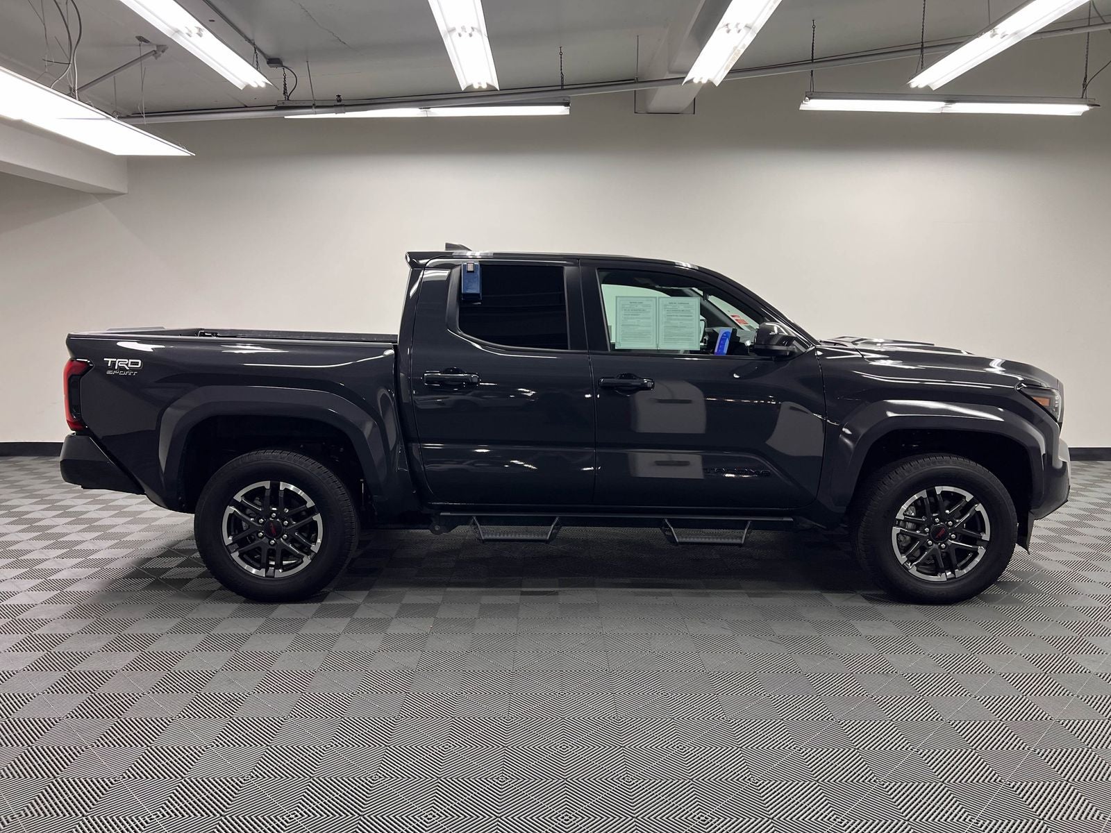 2025 Toyota Tacoma TRD Sport 4WD