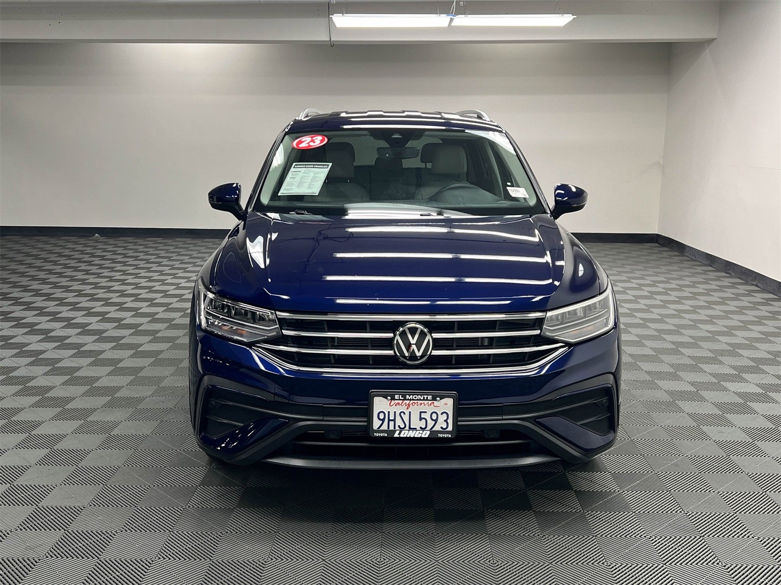 2023 Volkswagen Tiguan 2.0T SE