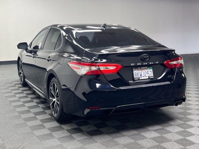 2019 Toyota Camry SE