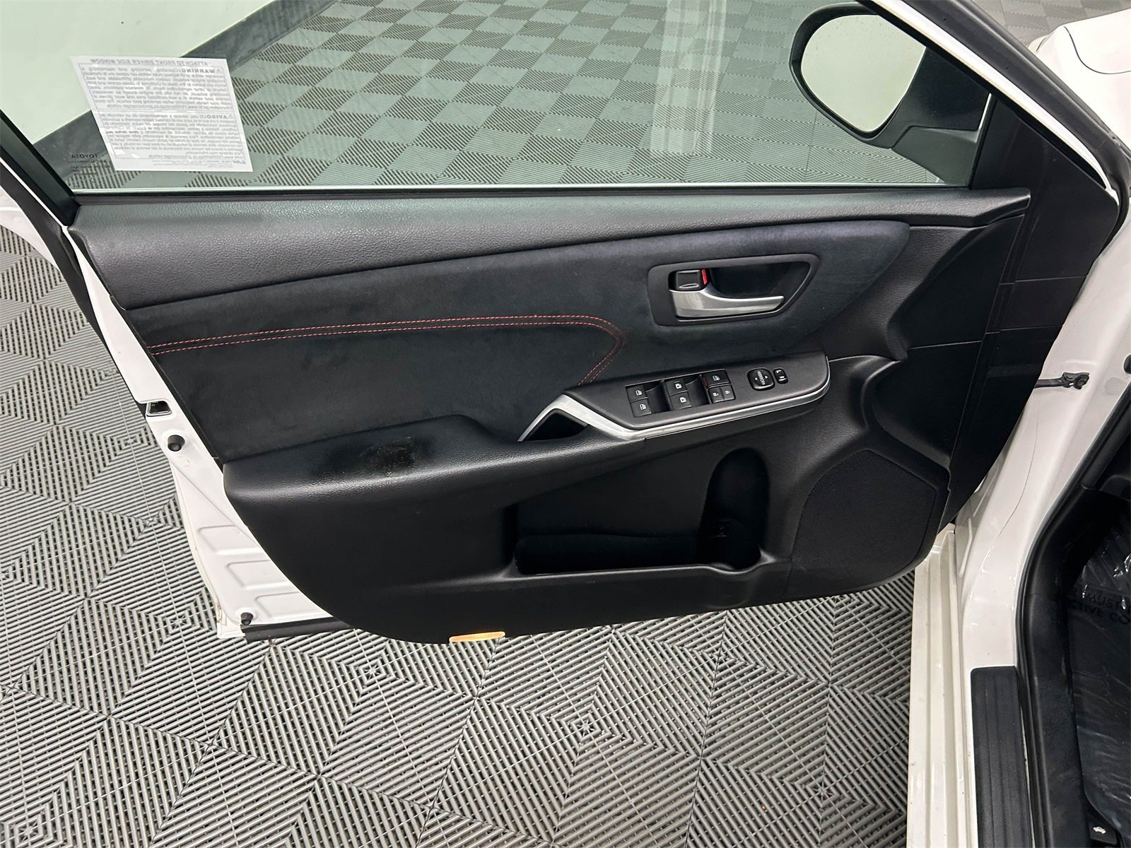 2016 Toyota Camry XLE