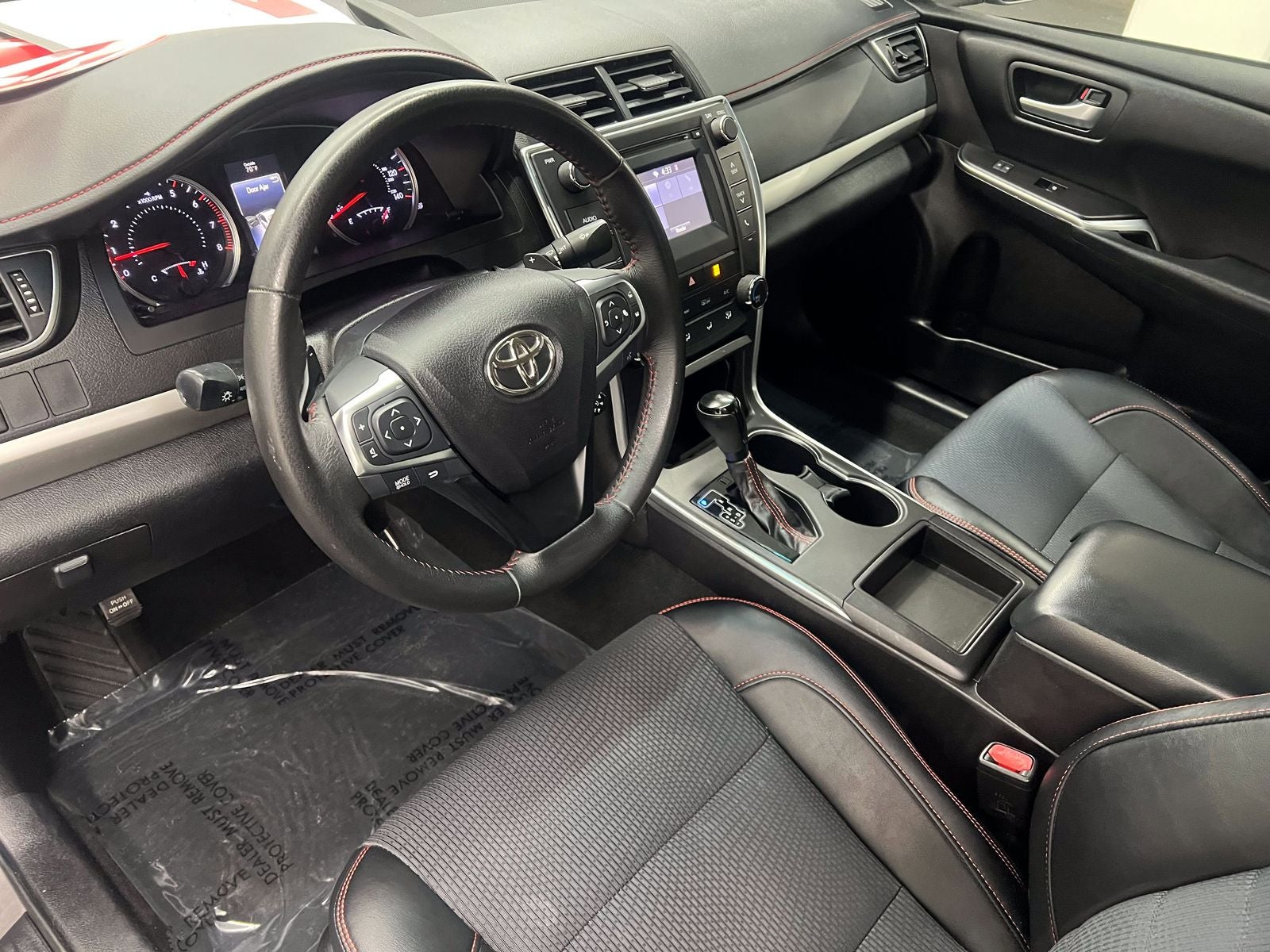 2017 Toyota Camry SE
