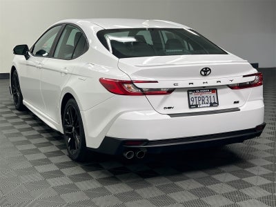 2025 Toyota Camry SE