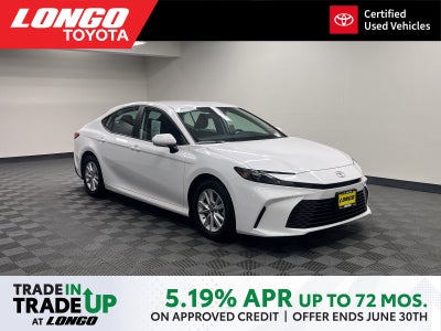 2025 Toyota Camry LE