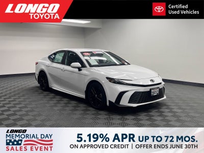 2025 Toyota Camry SE