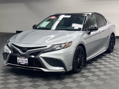 2022 Toyota Camry Hybrid XSE