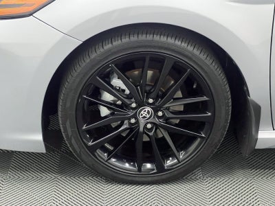 2022 Toyota Camry Hybrid XSE