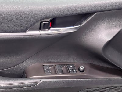 2022 Toyota Camry Hybrid XSE