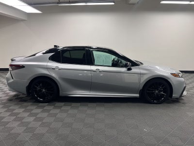 2022 Toyota Camry Hybrid XSE