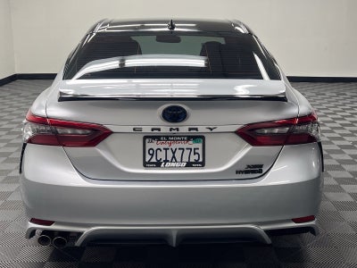 2022 Toyota Camry Hybrid XSE