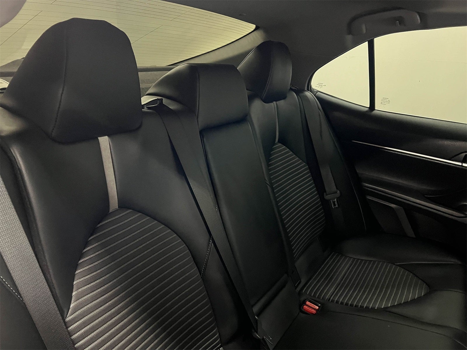 2023 Toyota Camry Hybrid SE