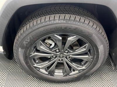 2022 Toyota RAV4 Hybrid XLE Premium